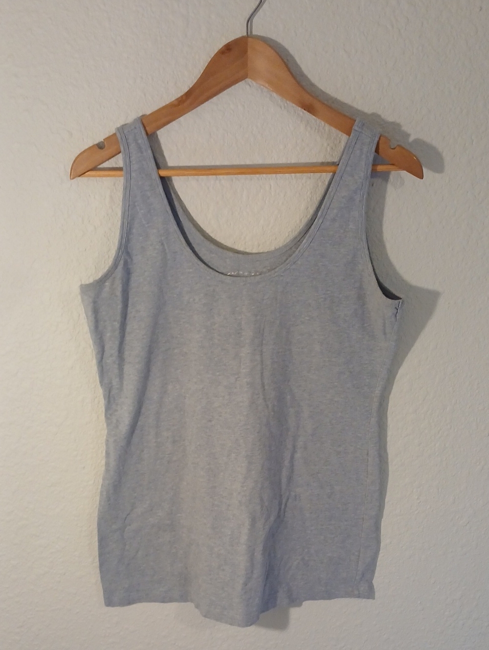 Women's Maurices Light Gray Scoop Neck Tank Top